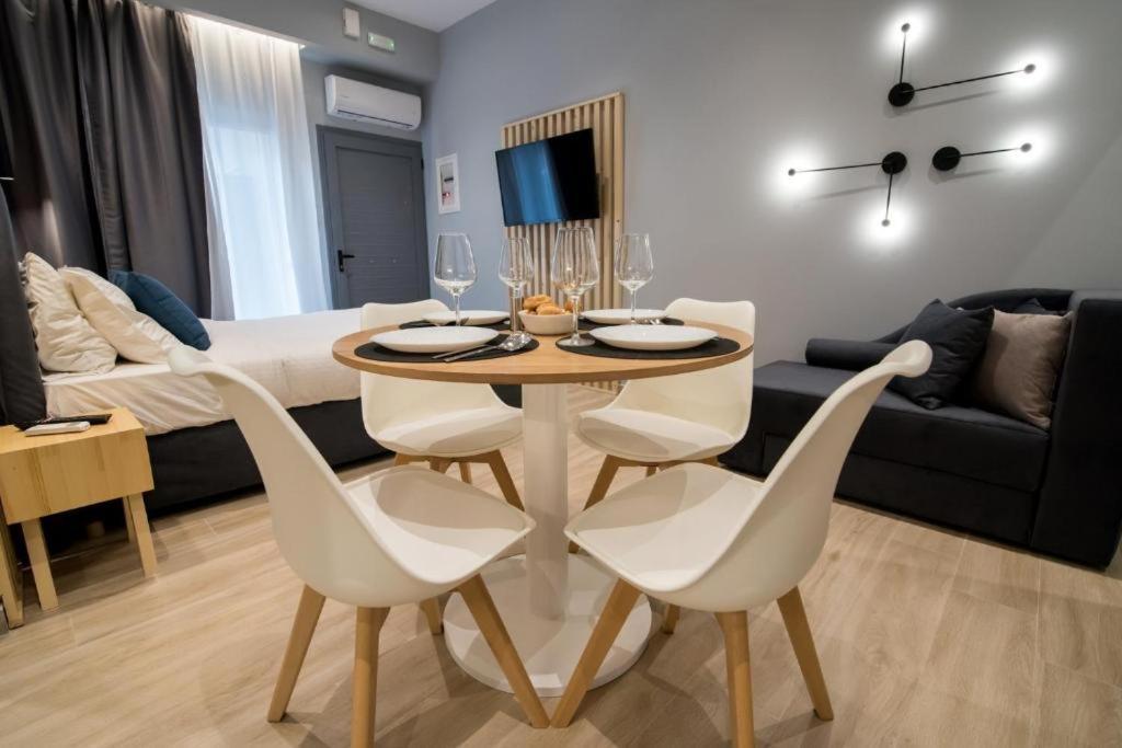 Preveza Suitestay Apartments Dodonis 28 Exteriör bild